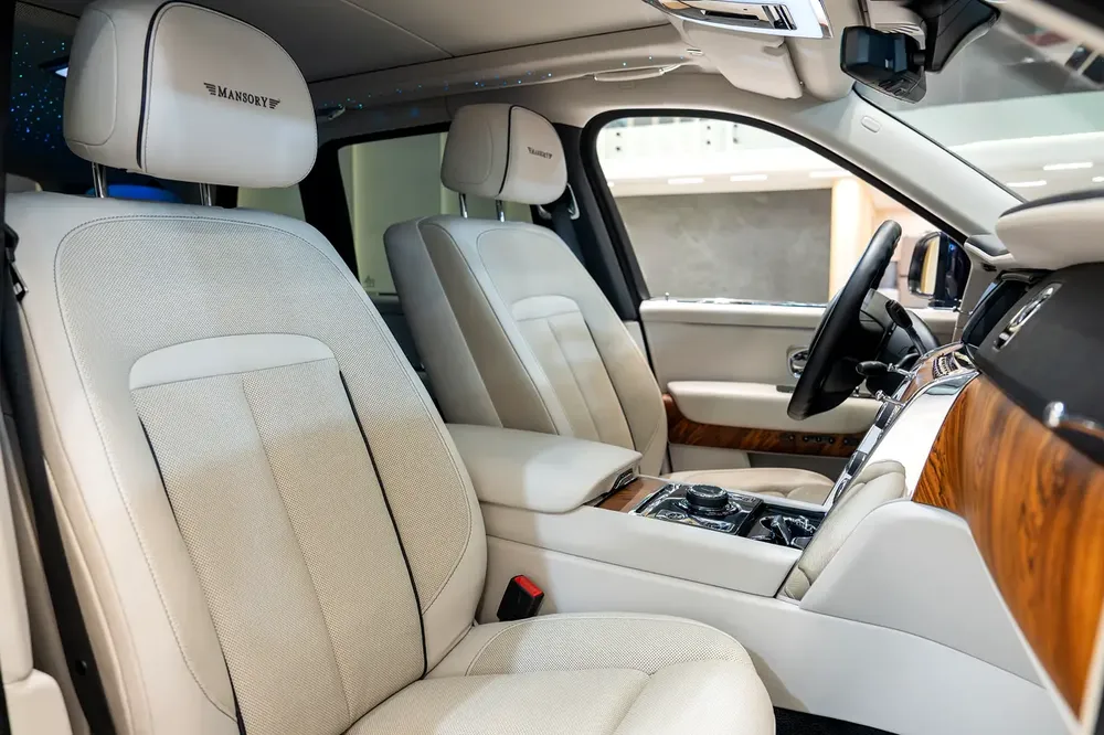 2020 | MANSORY KIT | ROLLS-ROYCE CULLINAN | LOW MILEAGE | PERFECT CONDITION | EUROPEAN SPECS - Image 12