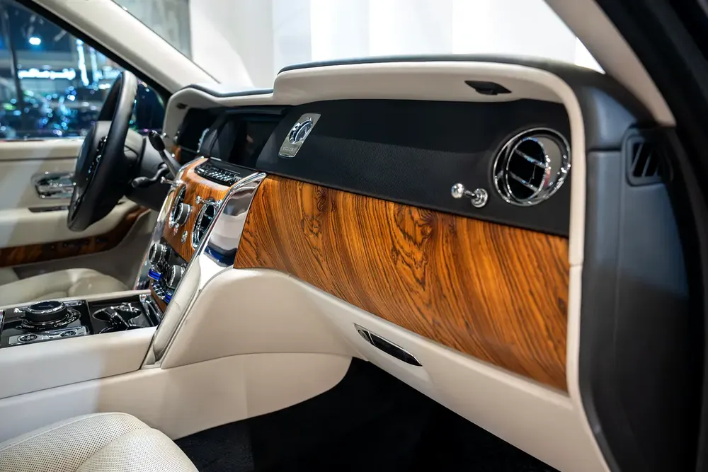 2020 | MANSORY KIT | ROLLS-ROYCE CULLINAN | LOW MILEAGE | PERFECT CONDITION | EUROPEAN SPECS - Image 18