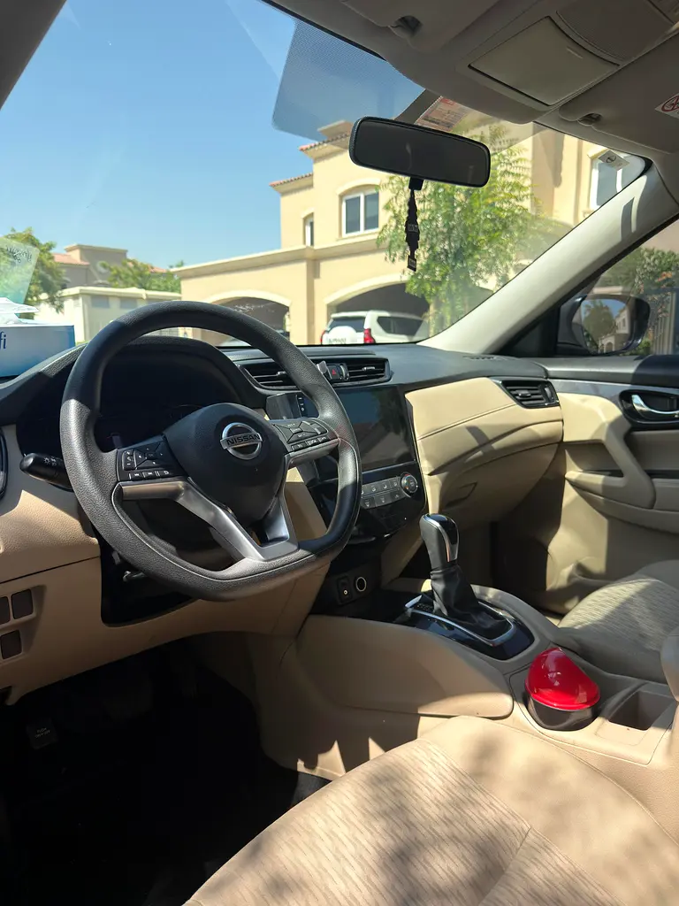 Nissan X-Trail, model 2021, Low Mileage, GCC Specs - Image 6