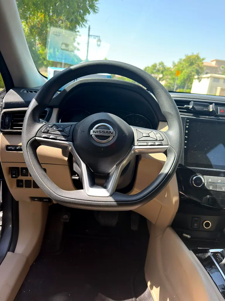 Nissan X-Trail, model 2021, Low Mileage, GCC Specs - Image 7