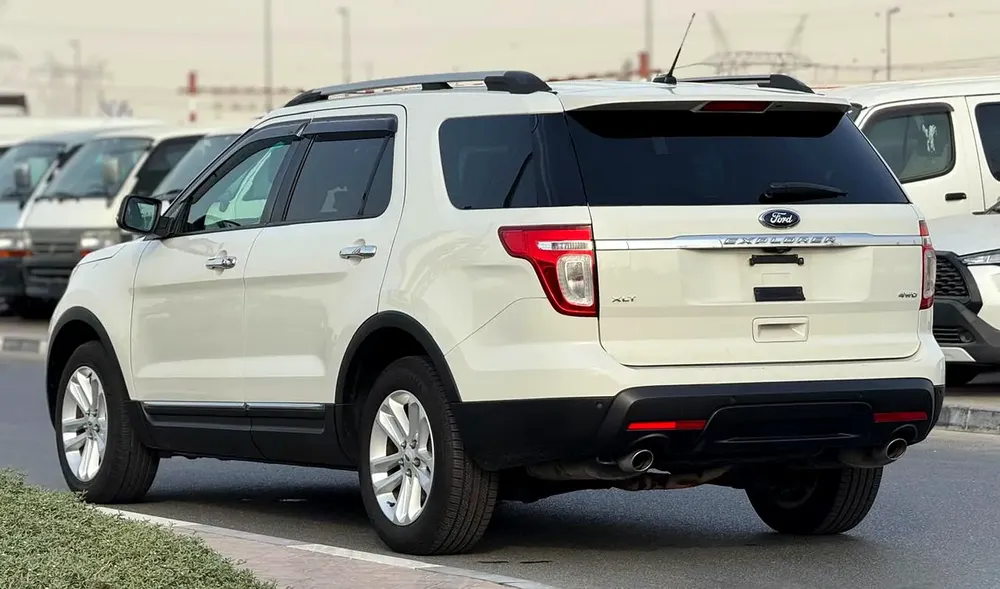 FORD EXPLORER | XLT | 2012 | 7 SEATS | CLEAN CAR FRESH JAPAN IMPORT - Image 5