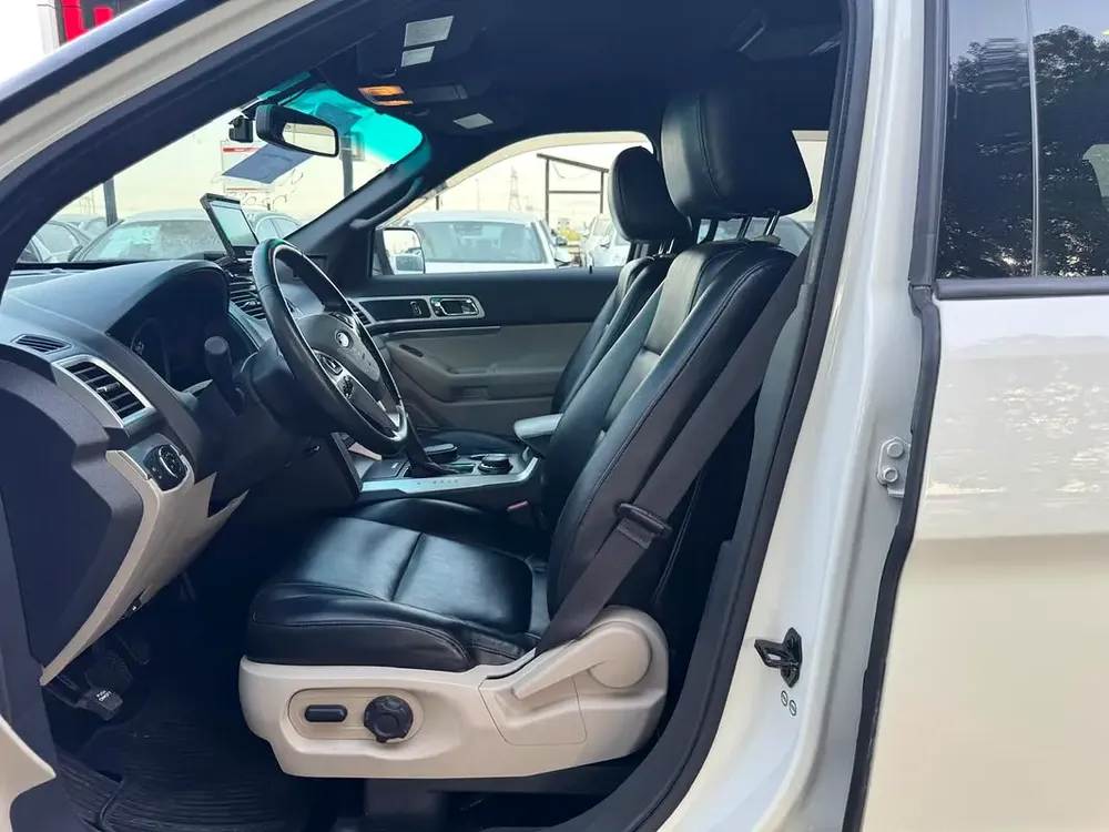 FORD EXPLORER | XLT | 2012 | 7 SEATS | CLEAN CAR FRESH JAPAN IMPORT - Image 9