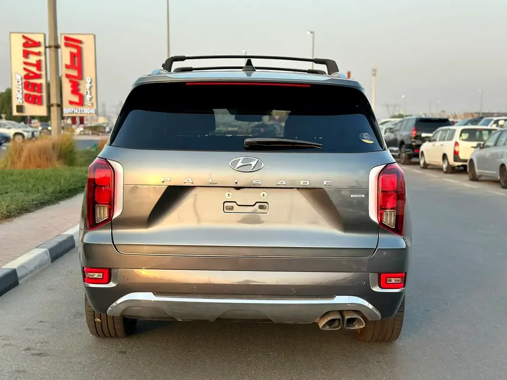 2021 Hyundai Palisade Limited Calligraphy - Image 4