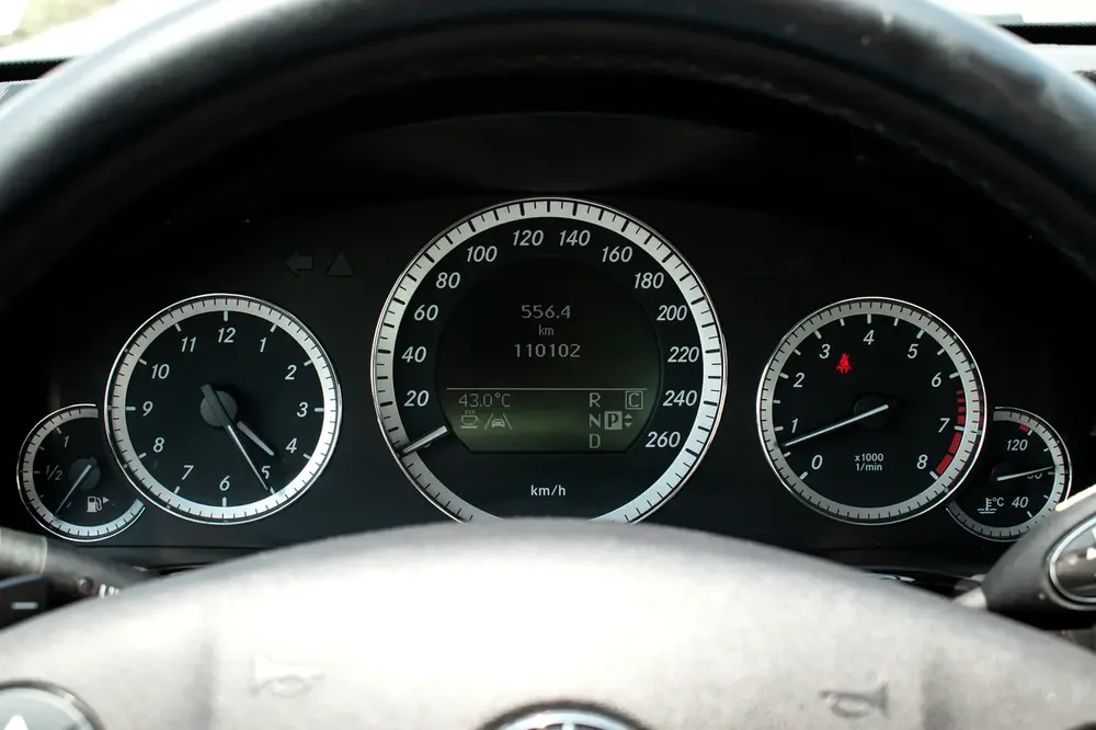Mercedes Benz E350 3.5Ltr (2009) Import from Japan - Image 13