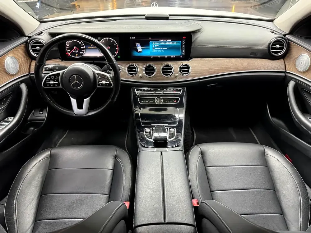 Mercedes-Benz E-Class E 300 4matic 2020 - Korean Specs - Excellent Condition - Image 15