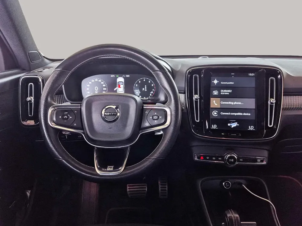 AED 699/month | 2019 Volvo XC40  | GCC Specs | Ref#462695 - Image 10