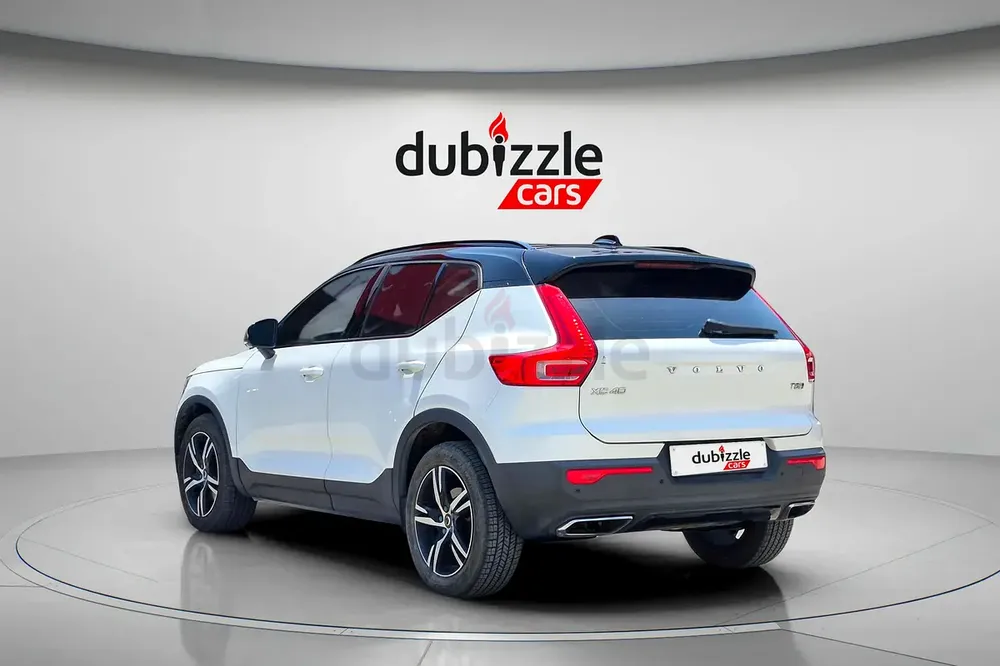 AED 699/month | 2019 Volvo XC40  | GCC Specs | Ref#462695 - Image 8