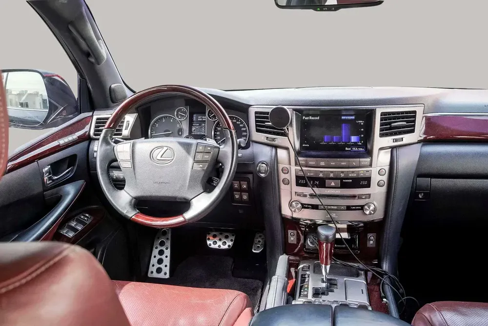 AED 8224/month | 2015 Lexus LX-Series LX 570 Platinum | GCC Specs | Ref#371904 - Image 10
