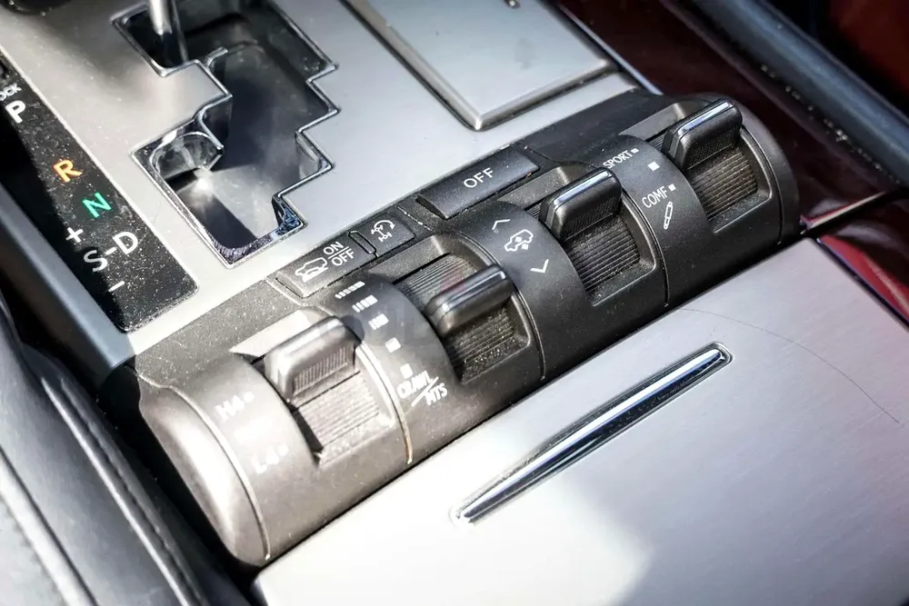 AED 8224/month | 2015 Lexus LX-Series LX 570 Platinum | GCC Specs | Ref#371904 - Image 16