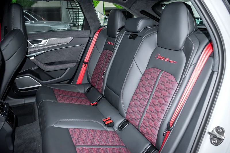 2025 AUDI RS 6 GT AVANT LIMITED EDITION (WARRANTY  CONTRACT SERVICE) - Image 13