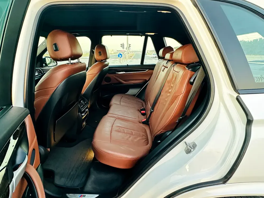 BMWX5 MODEL 2017 GCC CAR PERFECT CONDITION INSIDE AND OUTSIDE FULL OPTION PANORAMIC ROOF - Image 8