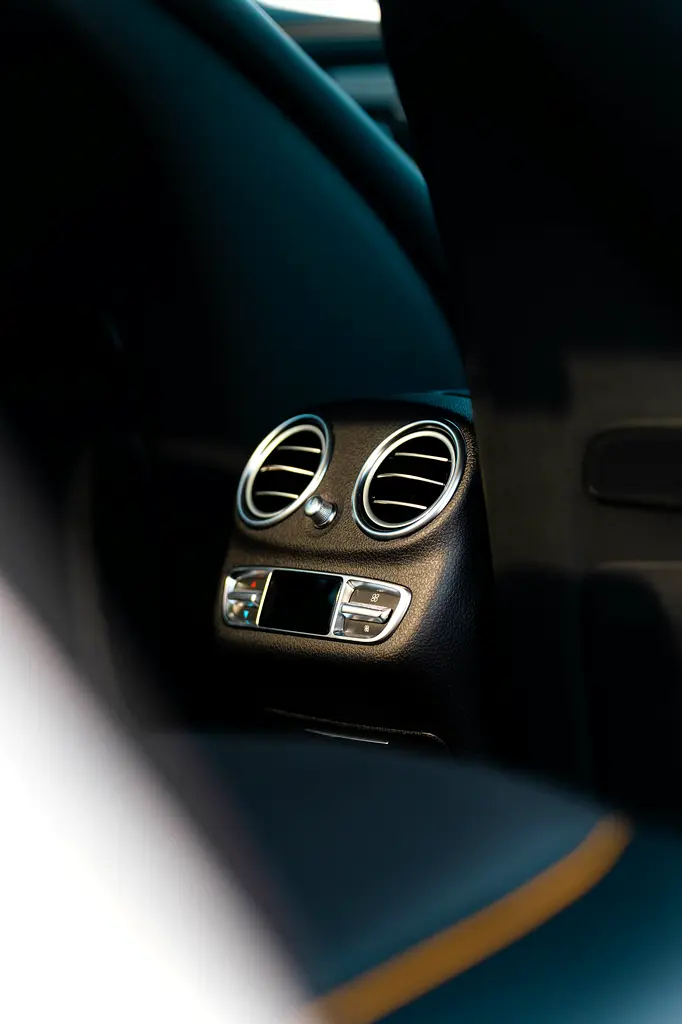 Mercedes E 63s AMG 2021 Carbon Fibre Package Japanese Specs - Image 16
