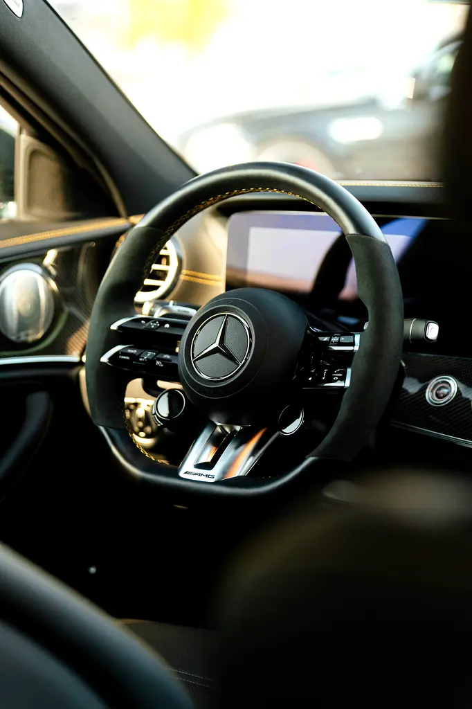 Mercedes E 63s AMG 2021 Carbon Fibre Package Japanese Specs - Image 7