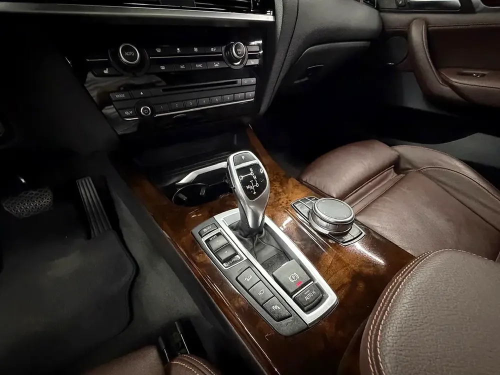Black Pack | M Sports | BMW X3 xDrive28i  | GCC Specs - Image 14