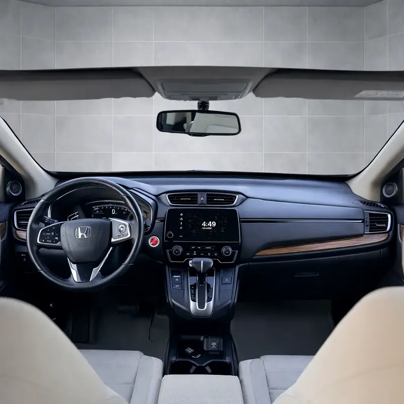 Honda CR-V AWD |  GCC Specs | Full Option | Low kms | - Image 8