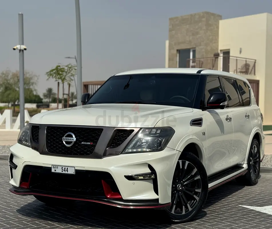 PATROL NISMO 5.6 V8 2016 | ORIGINAL NISMO | GCC - Image 9