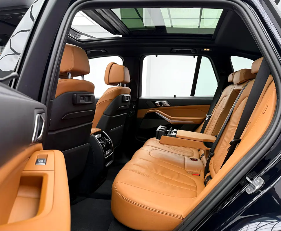 2019 BMW X5 xDrive40i M-Sport, 2026 BMW Service Pack, Warranty, Full BMW Service History, GCC - Image 17