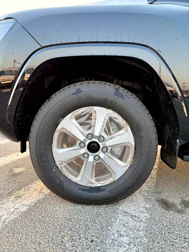 Toyota Land Cruiser GXR 2026 GCC Specs - Image 7