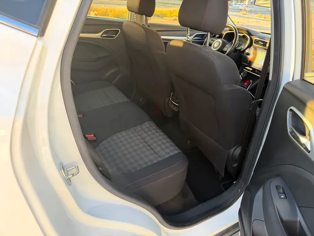 MG ZS | Comfort | Model 2023 | GCC Specs | good conditions - Image 13