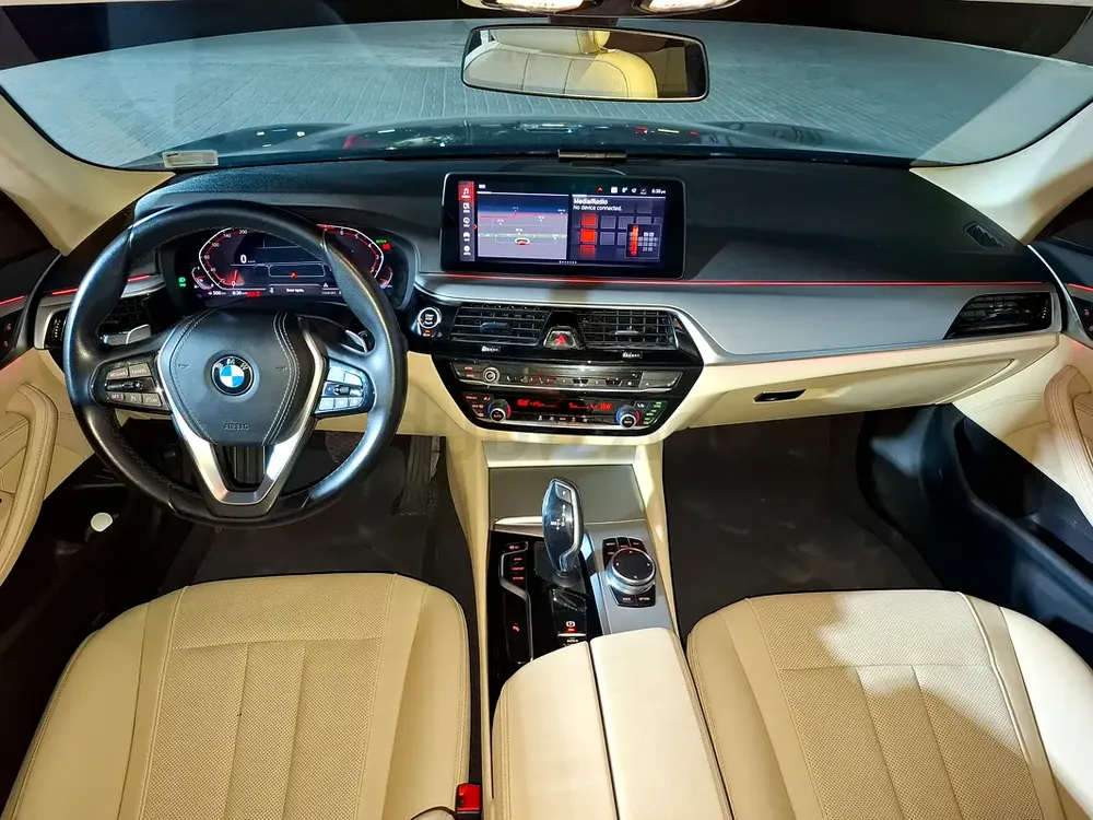 AED 2126/month | 2023 BMW 5-Series 520i | GCC Specs | Ref#404399 - Image 9