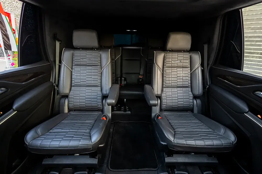 Cadillac Escalade 2024 Japanese specs | Warranty | Service Contract - Image 19