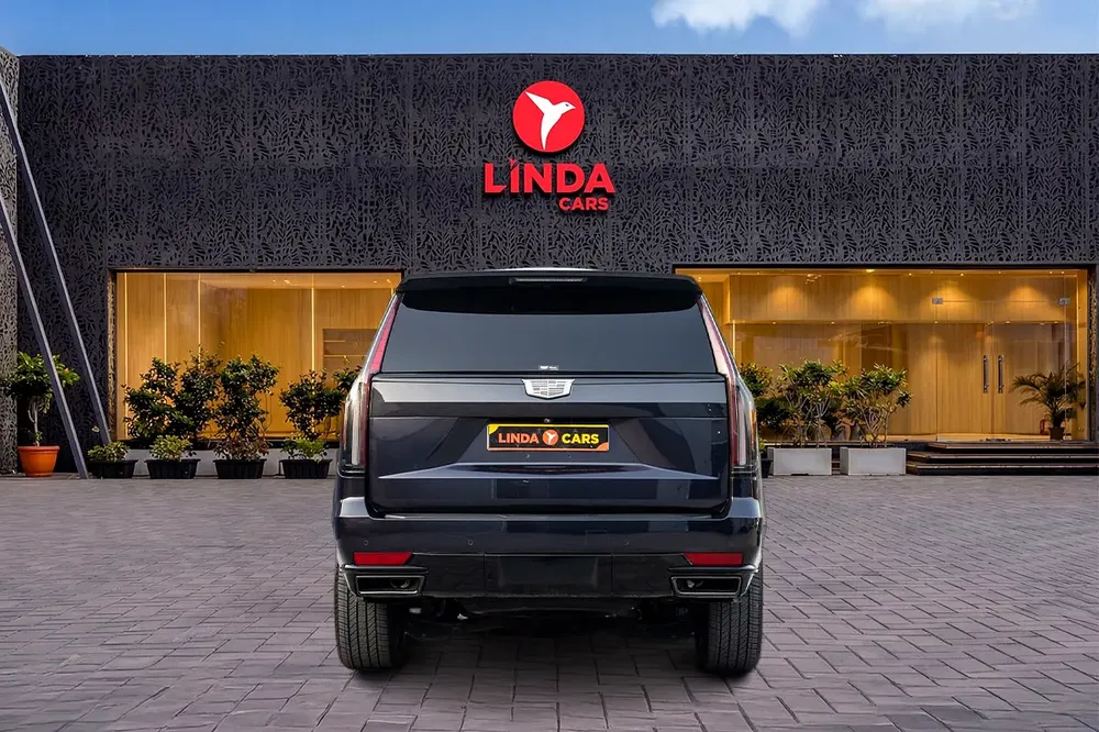 Cadillac Escalade 2024 Japanese specs | Warranty | Service Contract - Image 4