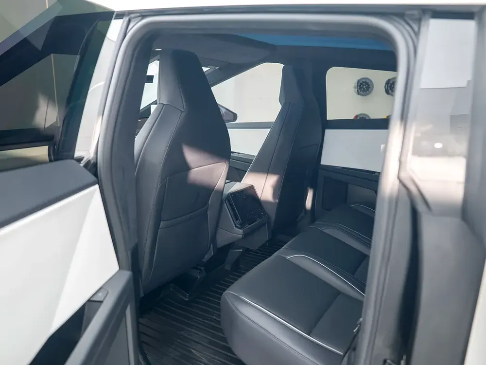 2024 Tesla Cybertruck All-Wheel Drive | American Specs - Brand New | 2024 | - Image 9