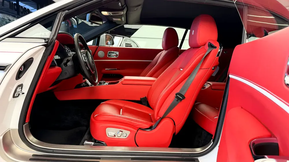 Rolls-Royce Dawn 2017 - Bespoke Edition - Silver Package - Image 14