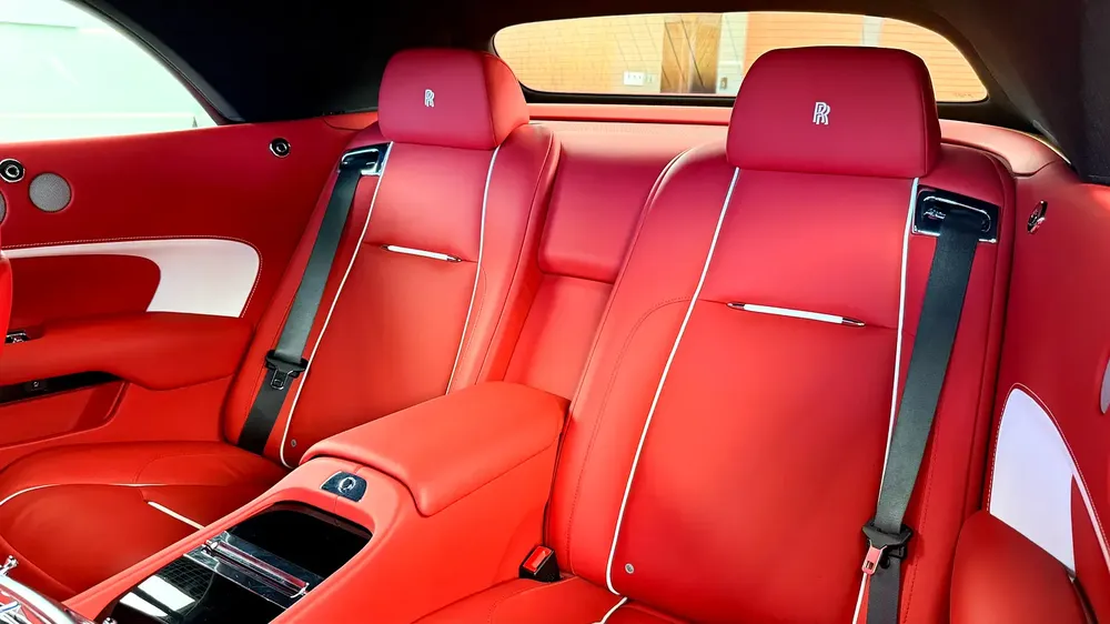Rolls-Royce Dawn 2017 - Bespoke Edition - Silver Package - Image 15