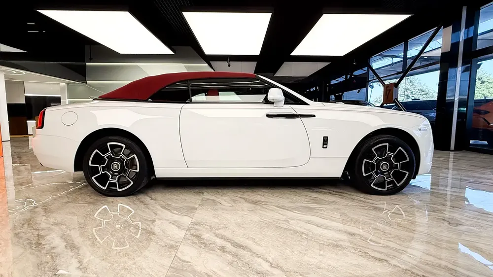 Rolls-Royce Dawn 2017 - Bespoke Edition - Silver Package - Image 18