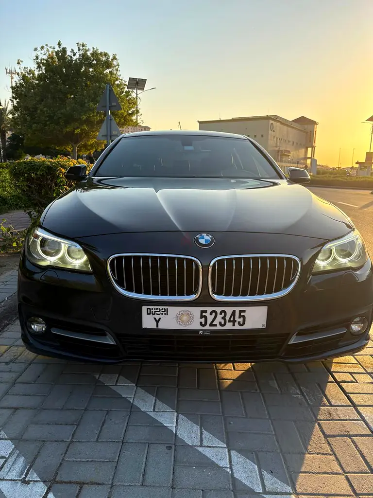 BMW 528i GCC Full service history - Image 11