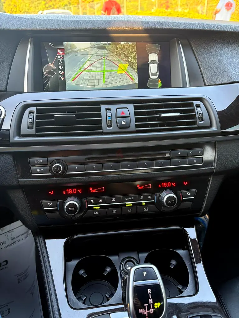BMW 528i GCC Full service history - Image 8