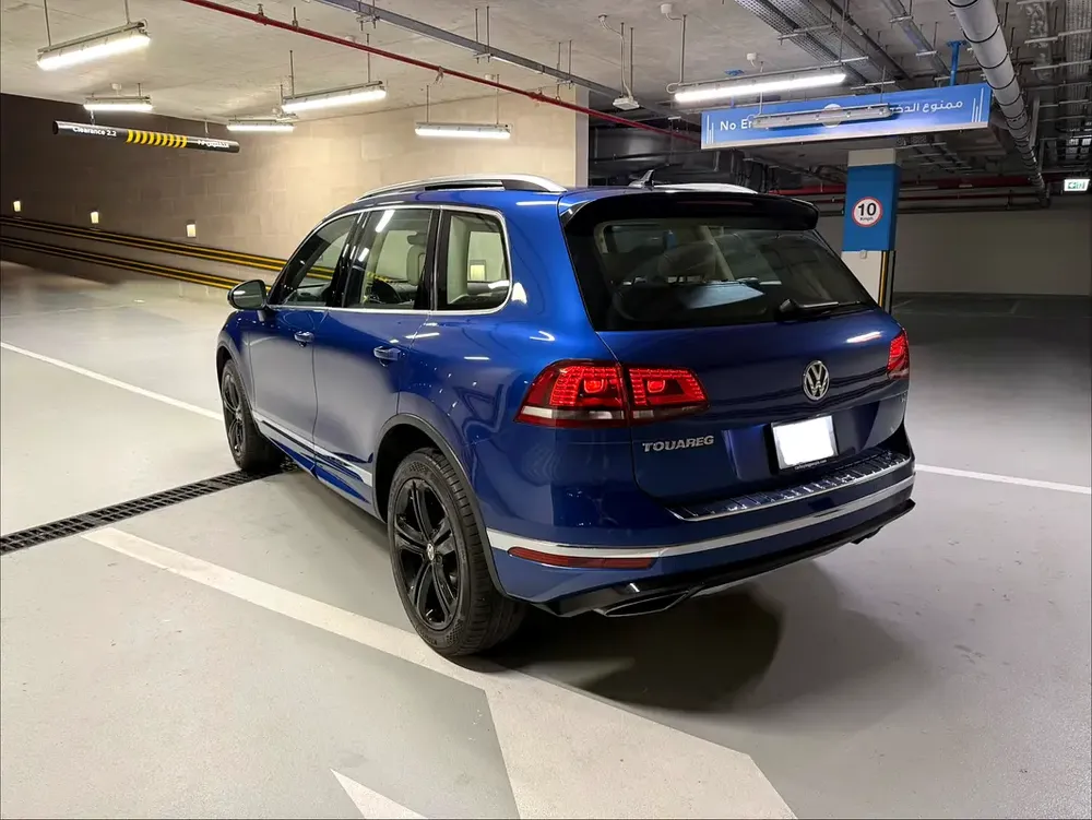 Volkswagen Touareg R-Line 2018 GCC Specs - Image 4