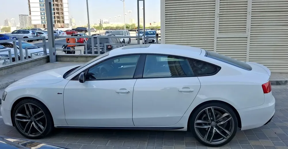 Audi A5 2016 GCC S LINE in perfect condition - Image 9