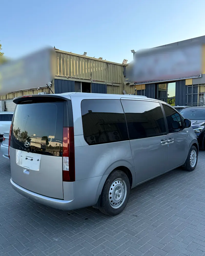 2022 Hyundai Staria Premium | Korean Specs | Luxury MPV - Image 6