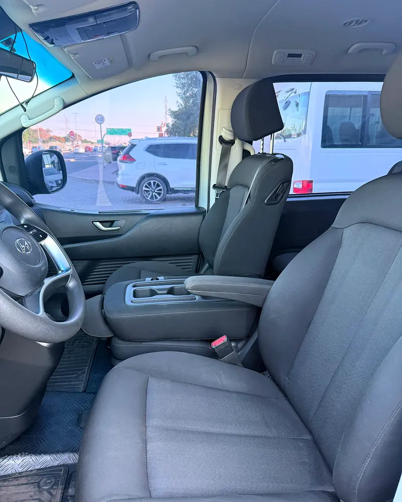 2022 Hyundai Staria Premium | Korean Specs | Luxury MPV - Image 9