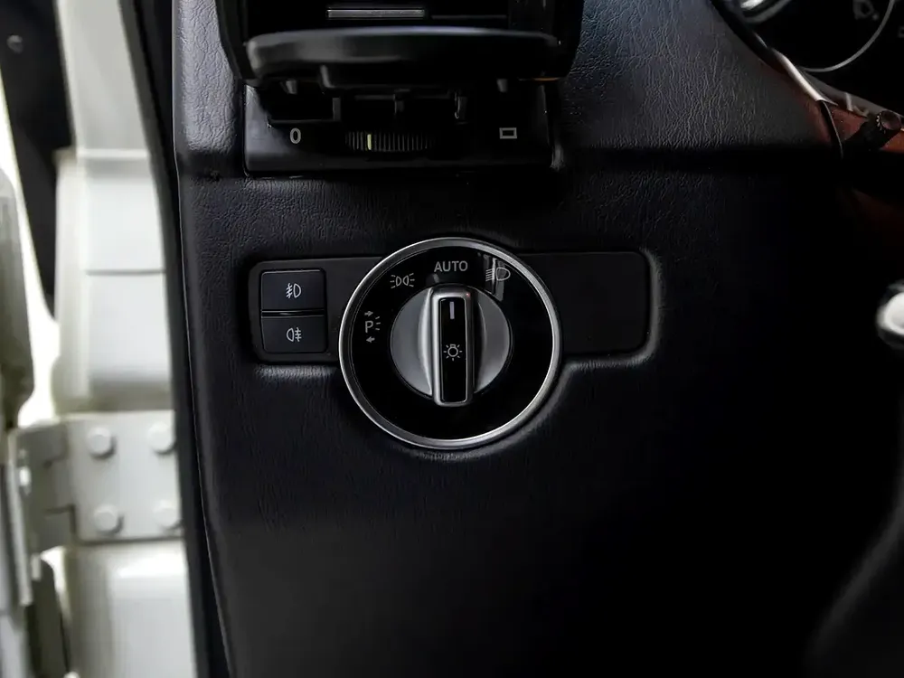2013 | Mercedes-Benz G 550 | Japanese Specs - Image 14