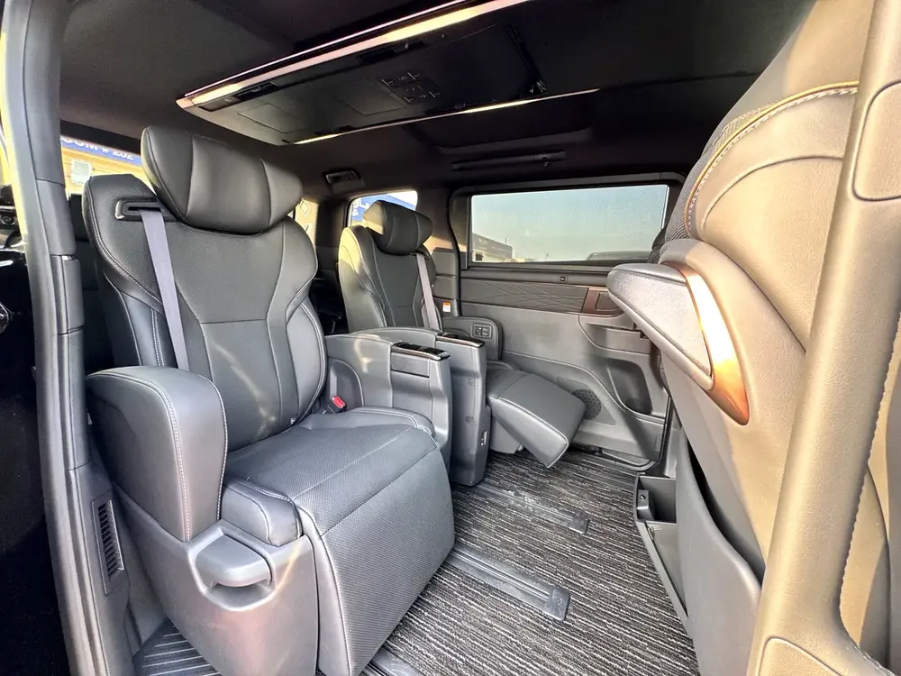 2024 (RIGHT HAND DRIVE) ALPHARD Z 2.5L 7-SEATS PETROL BRAND NEW 0Km FOR EXPORT ONLY - Image 11