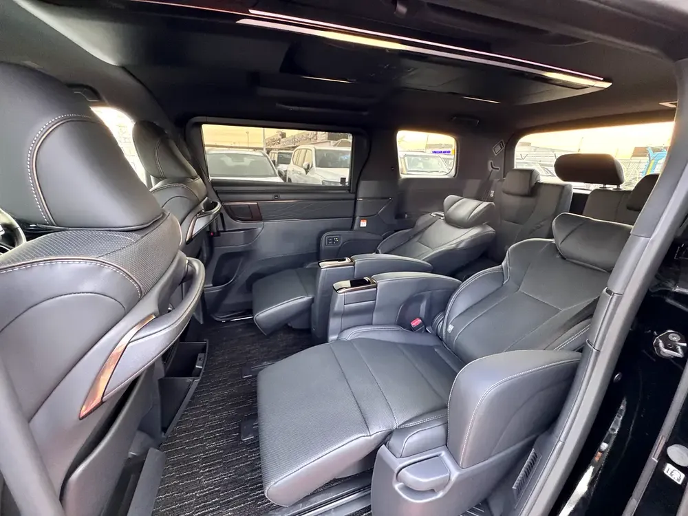 2024 (RIGHT HAND DRIVE) ALPHARD Z 2.5L 7-SEATS PETROL BRAND NEW 0Km FOR EXPORT ONLY - Image 12