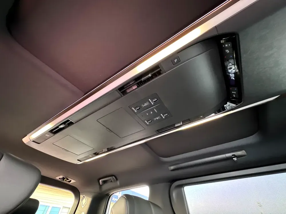 2024 (RIGHT HAND DRIVE) ALPHARD Z 2.5L 7-SEATS PETROL BRAND NEW 0Km FOR EXPORT ONLY - Image 17