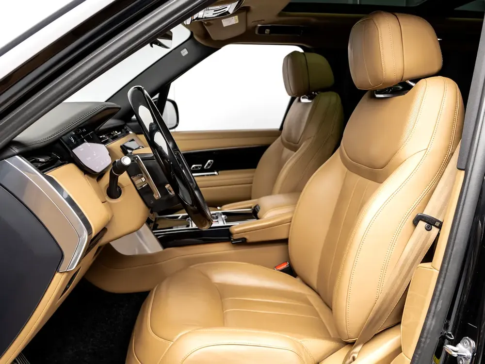 SUMMER STARTS NOW | EXCLUSIVE DEAL BY BLACKLINE, February 2028 Warranty, Low KMs, GCC - Image 10