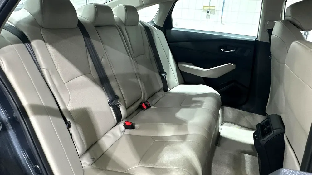 AED 1,536/month | 0 DP | Manufacturer Warranty | Service History | 30 Day Return | HONDA ACCORD 2023 - Image 10