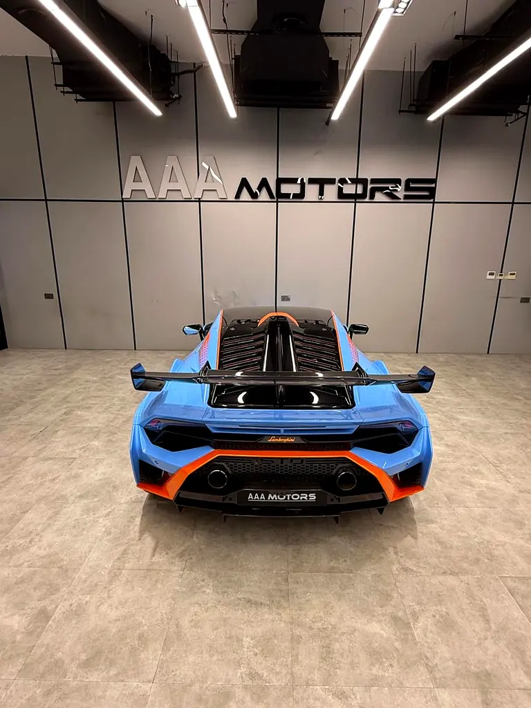 Lamborghini Huracan EVO Coupe 2022 - Pristine Condition - Image 6