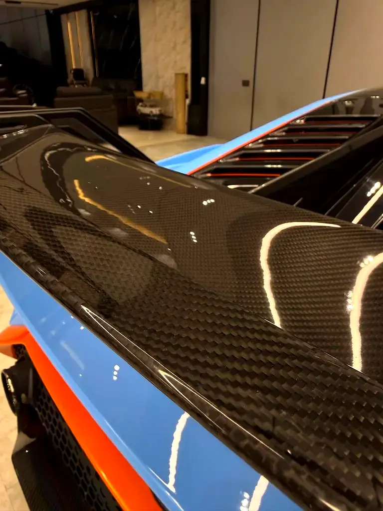 Lamborghini Huracan EVO Coupe 2022 - Pristine Condition - Image 8