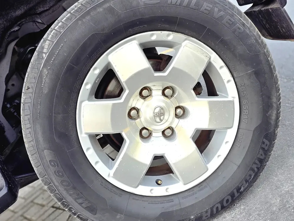 TOYOTA PRADO 2008 MODEL 4 CYLINDER - Image 8