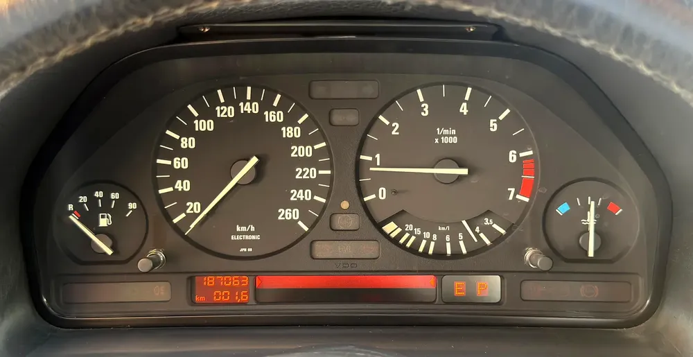 1991 BMW 7-Series 735i - Japanese Specs - Immaculate Condition - Image 16