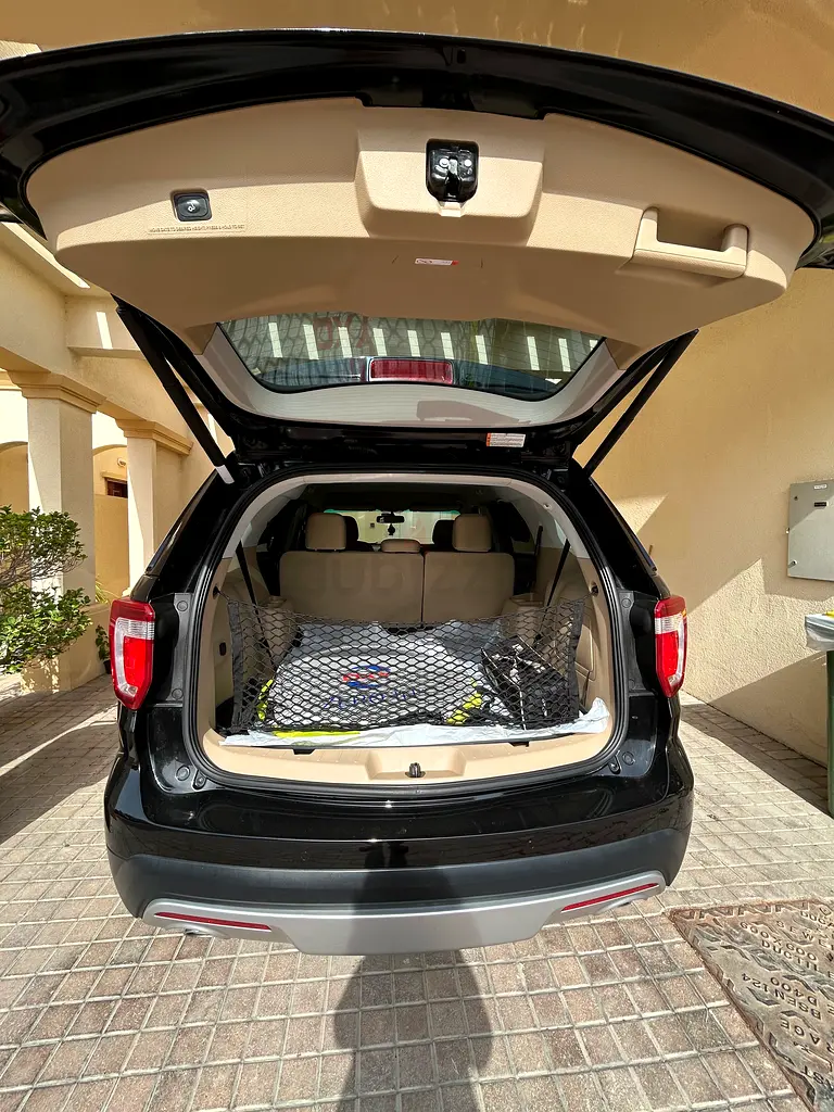 Ford Explorer XLT 2017 | GCC Specs | Well Maintained - Image 14