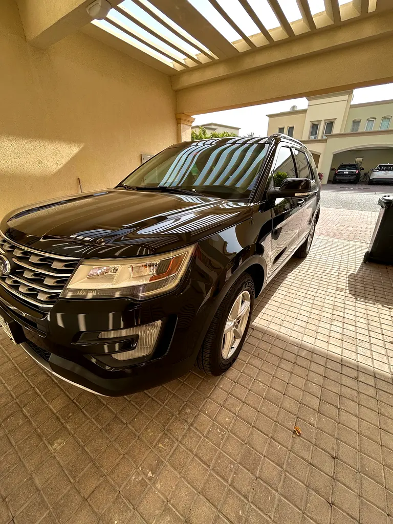 Ford Explorer XLT 2017 | GCC Specs | Well Maintained - Image 7