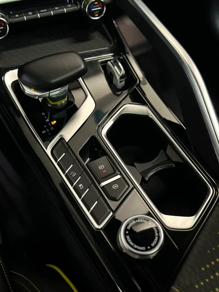 1,226/pm | Tugella GL Full Option | AGMC Warranty Till 2028 - Image 12