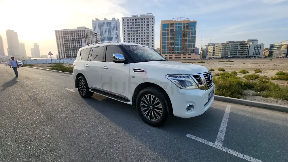 Nissan Patrol 2016 Platinum LE – Full Option | V8 | Top of the Range - Image 10